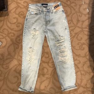 Never worn Aeropostale mom jeans